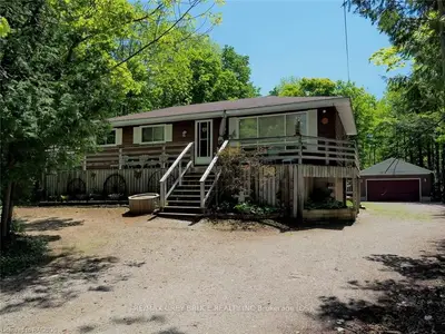54 Roth Drive, South Bruce Peninsula, On N0h 2t0