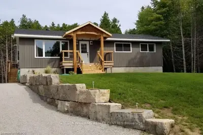 7 Laurdo Crescent, South Bruce Peninsula, On N0h 2t0