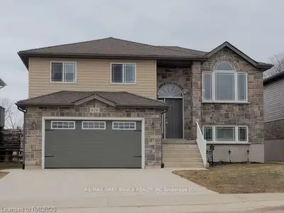 878 23rd Street E, Owen Sound, On N4k 6z5