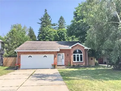811 Waterloo Street, Saugeen Shores, On N0h 2c2