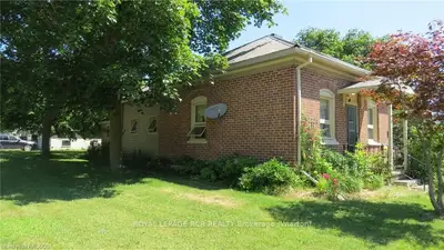 232 Williams Street, South Bruce Peninsula, On N0h 2t0