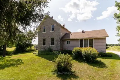 362404 Lindenwood Road, Georgian Bluffs, On, N0h 1s0