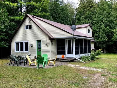651 Boat Lake Road, South Bruce Peninsula, On N0h 2t0