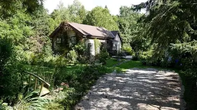 945 5th Avenue W, Owen Sound, On N4k 5a7