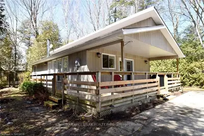 683 Silver Lake Road, South Bruce Peninsula, On N0h 2g0