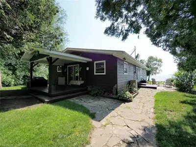 103 Adelaide Street, South Bruce Peninsula, On N0h 2t0