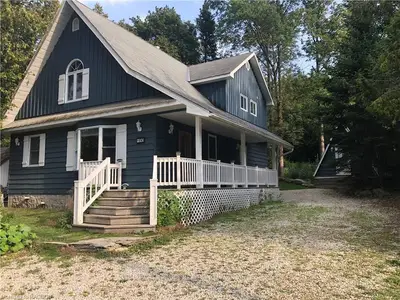100 Hope Bay Road, South Bruce Peninsula, On N0h 2t0