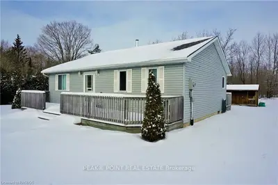 54 Allister Place, South Bruce Peninsula, On N0h 2g0