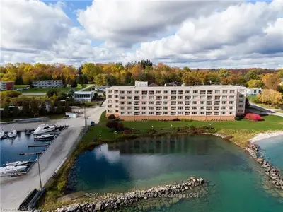 2555 3rd Avenue W 401, Owen Sound, On N4k 6t8