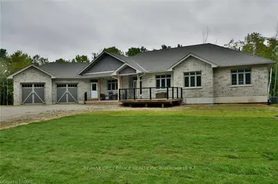 866 Elsinore Road, South Bruce Peninsula, On N0h 2g0