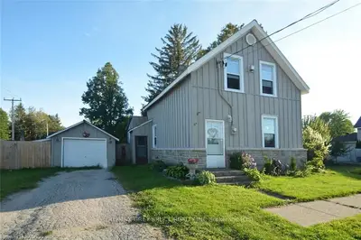 67 Queen Street E, South Bruce Peninsula, On N0h 1p0