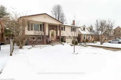 163 5th Avenue E, Owen Sound, On N4k 6m6
