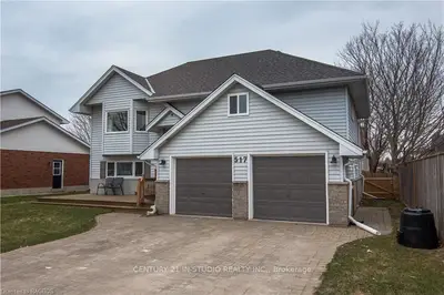 517 Bluewater Drive, Saugeen Shores, On N0h 2c1
