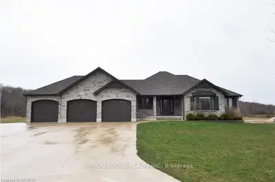 346 Park Street, Georgian Bluffs, On N4k 6v5