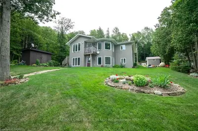 129 Spencer Street, Georgian Bluffs, On N0h 2t0