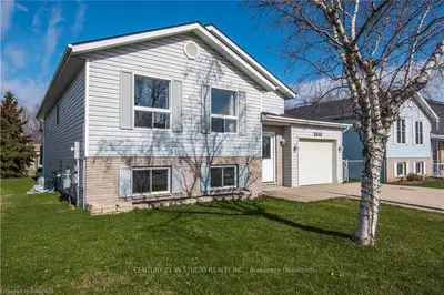 2646 9th Avenue E, Owen Sound, On N4k 6t9