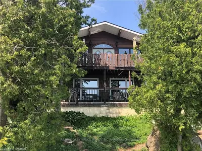 43 Simpson Avenue, Northern Bruce Peninsula, On N0h 2r0