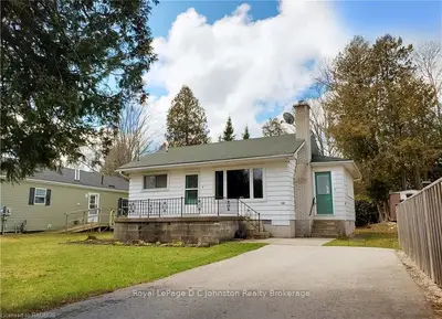 230 Turner Street, Saugeen Shores, On N0h 2l0