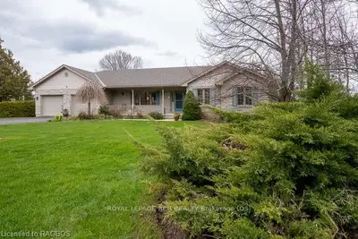 449 Balmy Beach Road, Georgian Bluffs, On N4k 5n4
