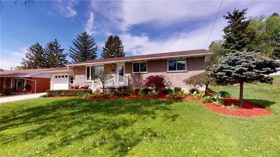 15 Ridout Street, Brockton, On N0g 2v0