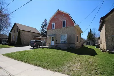 450 Taylor Street, South Bruce Peninsula, On N0h 2t0