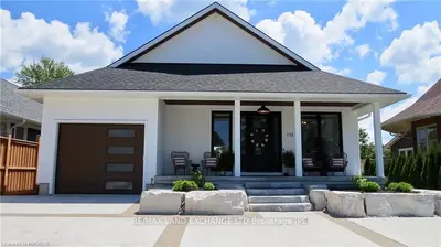 118 Grosvenor Street S, Saugeen Shores, On N0h 2l0