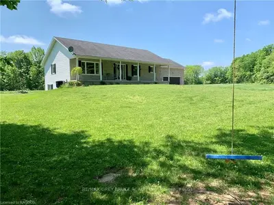 342620 Concession 14, Georgian Bluffs, On, N0h 2k0