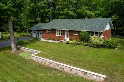 20 Rouse Road, South Bruce Peninsula, On N0h 2t0