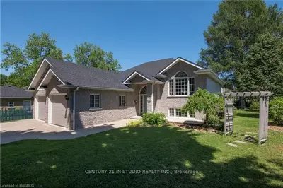 323 4th Avenue W, Owen Sound, On N4k 4v1