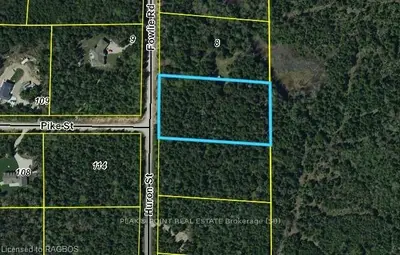 30 Fowlie Road, Northern Bruce Peninsula, On N0h 1a0