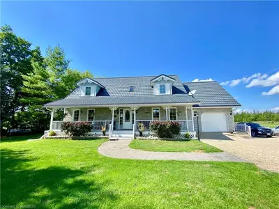 581765 9a Side Road, Chatsworth, On N0h 1k0