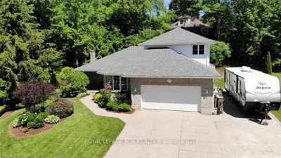 1590 7th Avenue W, Owen Sound, On N4k 6v9