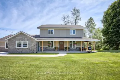 886 Main Street, South Bruce Peninsula, On N0h 2g0