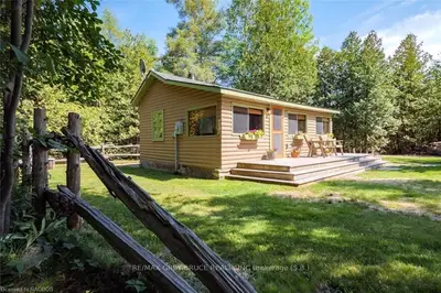 251 Shoreline Avenue, South Bruce Peninsula, On N0h 2t0