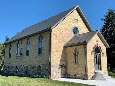 37 Whitechurch Street, Huron-kinloss, On N0g 2w0