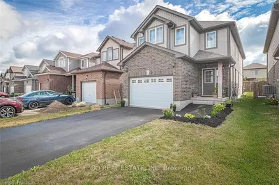 696 Guiness Way, London North, On N5x 0c6