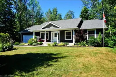 6 Mapleport Crescent, South Bruce Peninsula, On N0h 2g0