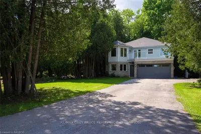 339608 Presquile Road, Georgian Bluffs, On N0h 1s0