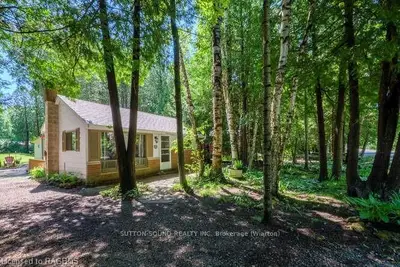71 Parkside Avenue, South Bruce Peninsula, On N0h 2t0