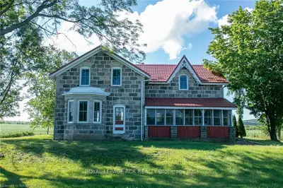 430519 Sydenham-lakeshore Drive, Meaford, On N0h 1b0
