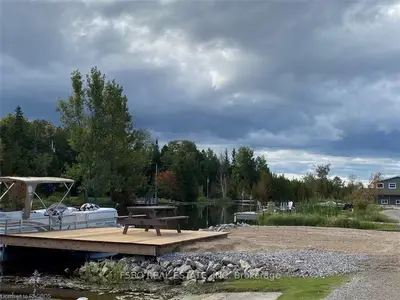72 Stokes River Road, Northern Bruce Peninsula, On N0h 2m0