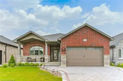 147 Ronnies Way, Wellington North, On N0g 2l4