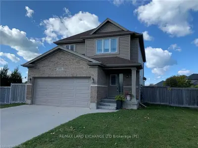 856 Bruce Street, Saugeen Shores, On N0h 2c2
