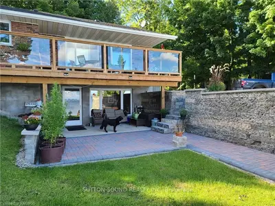 505319 Grey Road 1 Road, Georgian Bluffs, On N0h 1s0