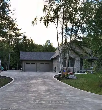 32&36 Upper Lorne Beach Road, Kincardine, On N0g 2t0