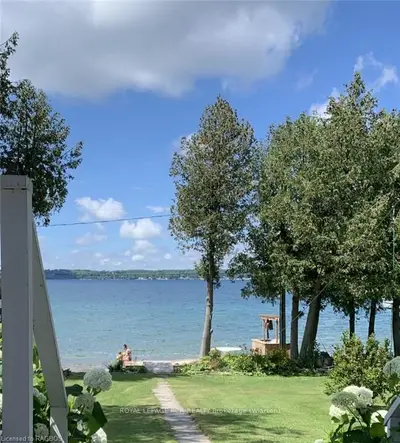 139 Sunset Boulevard, Georgian Bluffs, On N0h 2t0