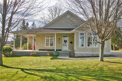 4833 Bruce Road 3, Saugeen Shores, On, N0h 2c6