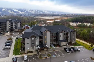 12 Beckwith Lane 103, Blue Mountains, On L9y 0a4