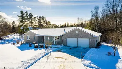 218084 3, Georgian Bluffs, On, N4k 5n5
