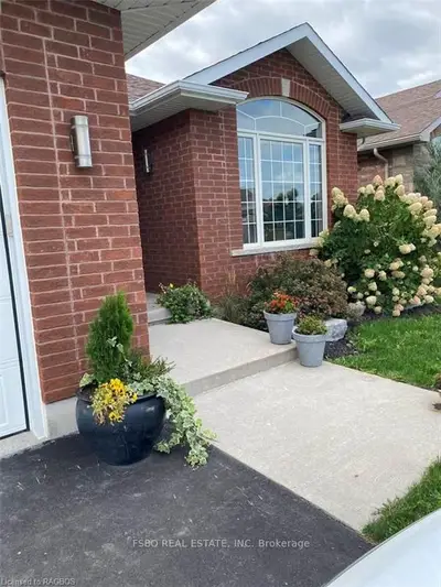 9 Vertis Court, Belleville, On K8n 0c9